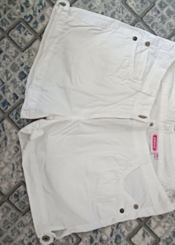 Düğmeli Beyaz  Mini Şort xs 12 yaş uygun - Görsel 8