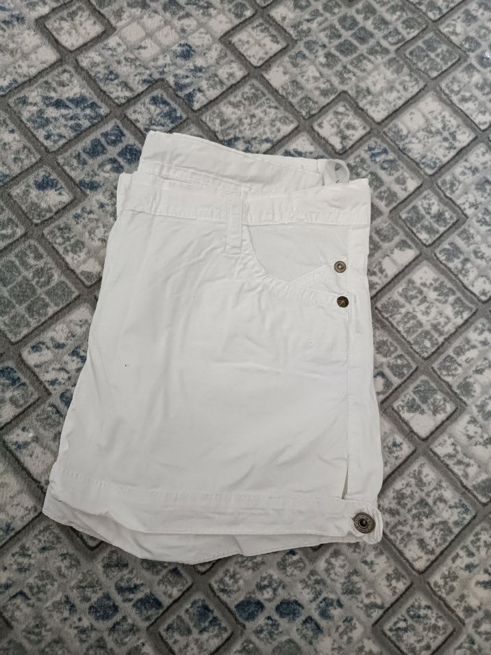 Düğmeli Beyaz  Mini Şort xs 12 yaş uygun - Görsel 5