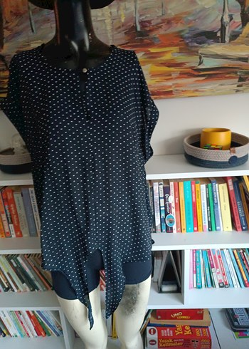 Siyah Puantiyeli V Yaka Kadın Bluz Mudo L beden - Görsel 11