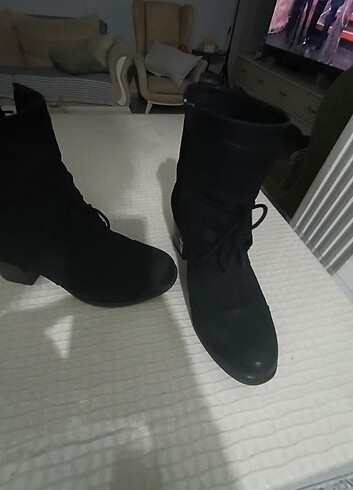 Kelsi Dagger 39 numara deri bot