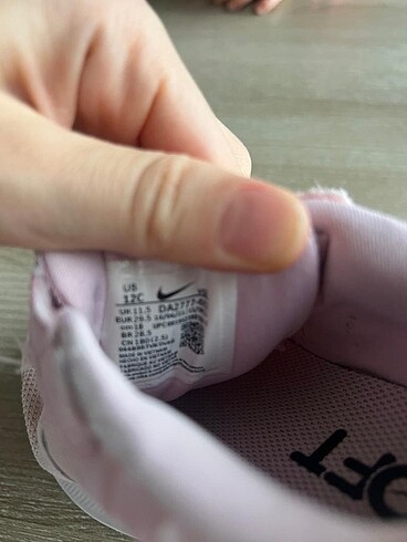 28 Beden Nike kız çocuk spor ayakkabı