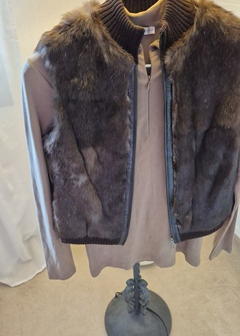 Bej Kadın Yarım Fermuarlı Süet Görünümlü Bluz - Görsel 2