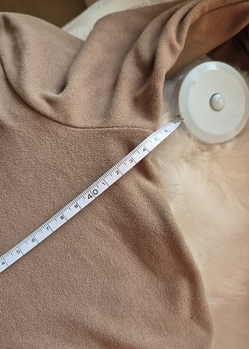 Bej Kadın Yarım Fermuarlı Süet Görünümlü Bluz - Görsel 6