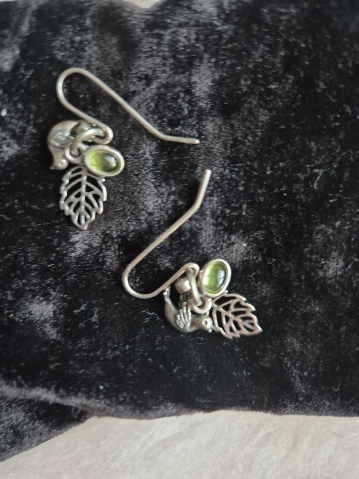 Orjinal PANDORA marka Peridot Taşlı KÜPE - Görsel 4