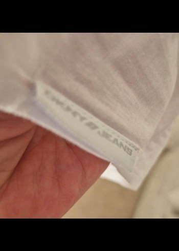 m Beden beyaz Renk Orjinal DKNY Jeans Kolsuz Bluz V Yaka