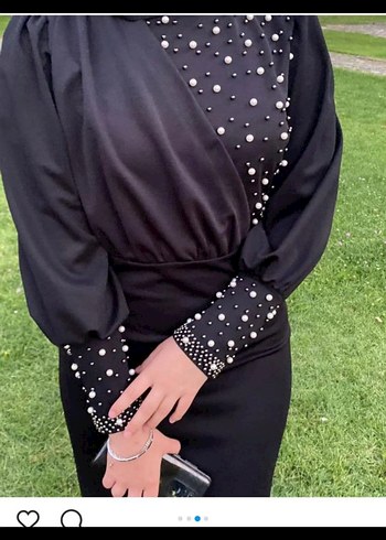 Uzun Siyah İşlemeli Yüksek Yakalı Kadın Elbise - Görsel 3