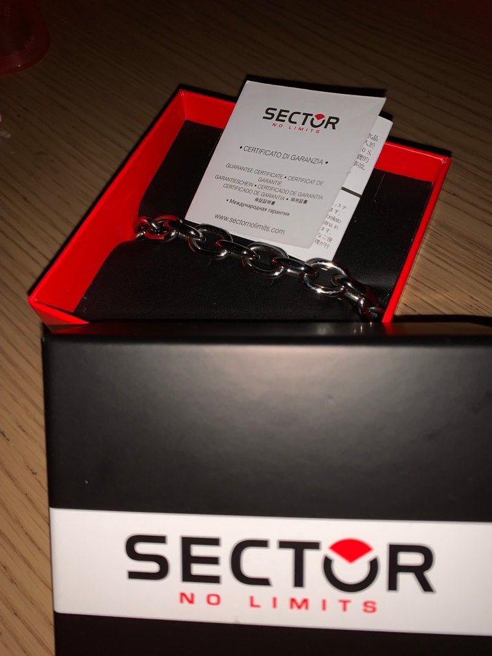 Sector marka Bileklik - Görsel 4