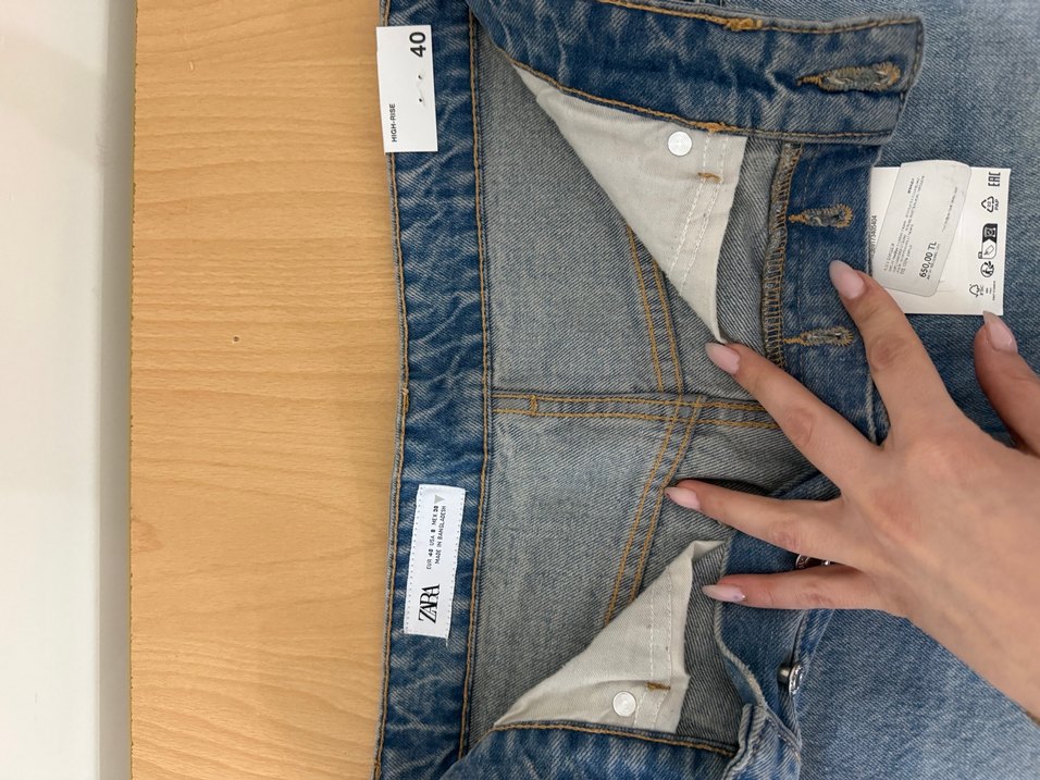 Düğmeli Gri Mini Kot Şort - Görsel 3