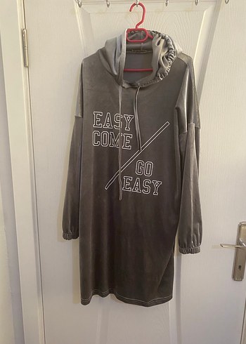 Gri Kapüşonlu Uzun Kollu Sweatshirt Elbise