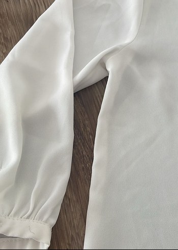 İnci Detaylı ekru çocuk bluz - Görsel 3