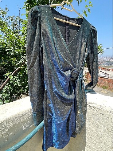 Hologram elbise