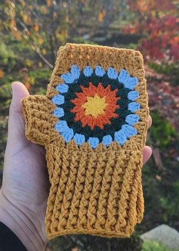 Renkli Örgü Kadın Eldiveni - Görsel 6