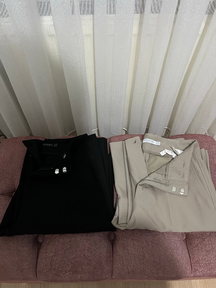 Stradivarius Kemerli Bej Straight Fit Kadın Pantolon - Görsel 2