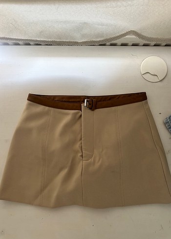 Zara Bej Kemerli Kadın Mini Etek