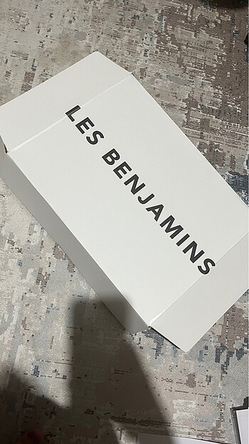 Les benjamins buyuk kutu