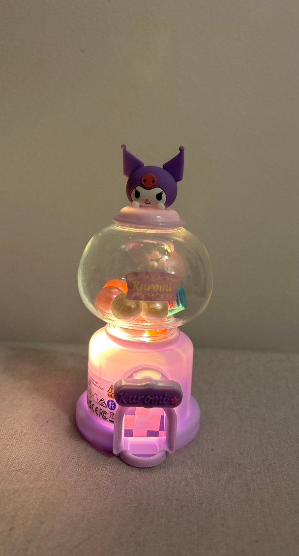 Mor Kuromi Işıklı Oyuncak Otomat ( gece lambası kumbara ) - Görsel 3