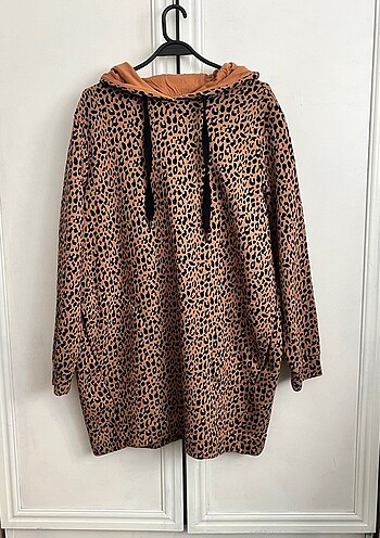 Leopar sweatshirt