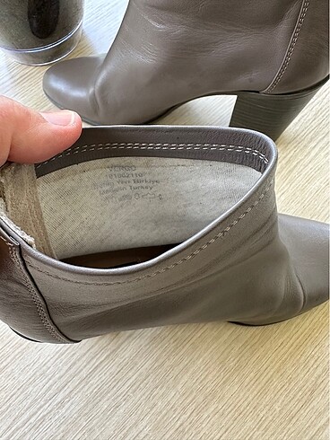 38 Beden Nine west bayan bot