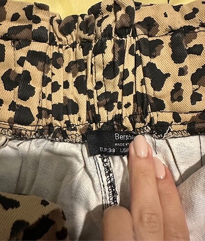 m Beden çeşitli Renk Bershka etek