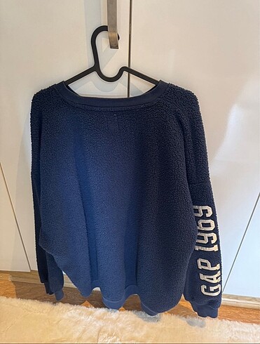 m Beden Gap sweat