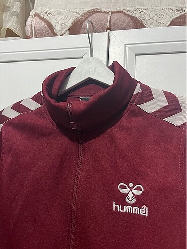 Hummel Hummel