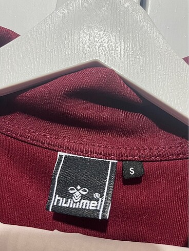 s Beden bordo Renk Hummel