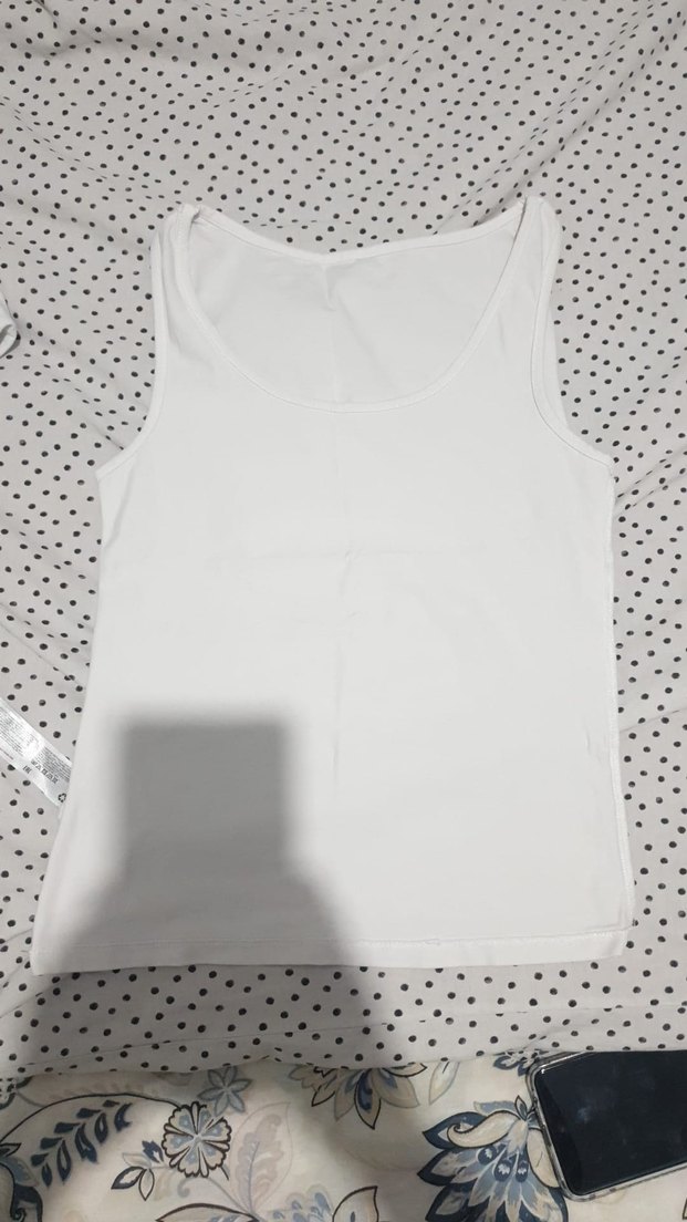 Beyaz crop atlet bluz - Görsel 2