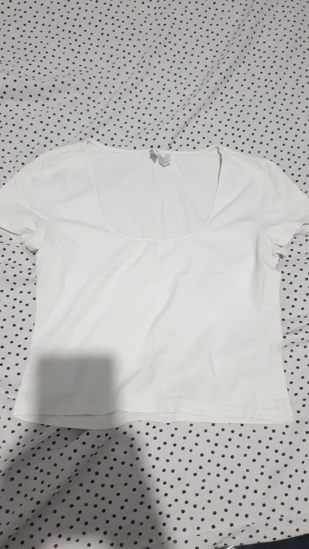 Beyaz crop atlet bluz - Görsel 3