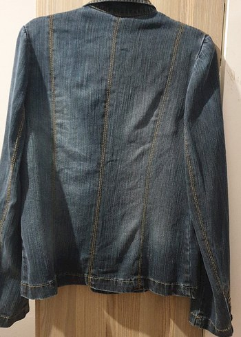 Nakış Detaylı Vintage Denim Ceket - Görsel 3