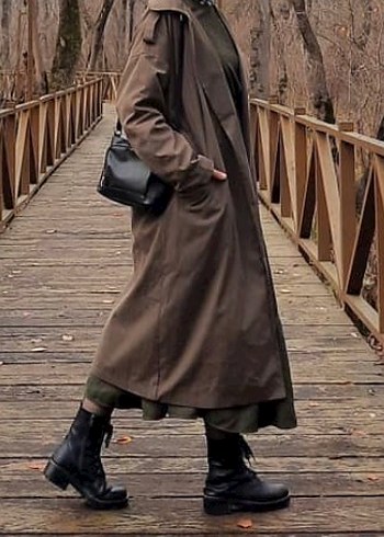 Kadın Kemerli Uzun Koyu Haki Trençkot - Görsel 2