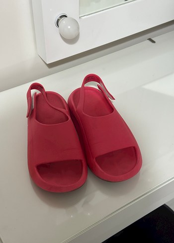 Crocs ürünü