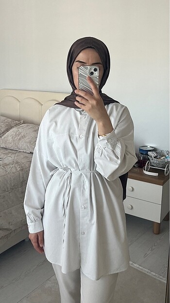 Kuşaklı oversize tesettür gömlek