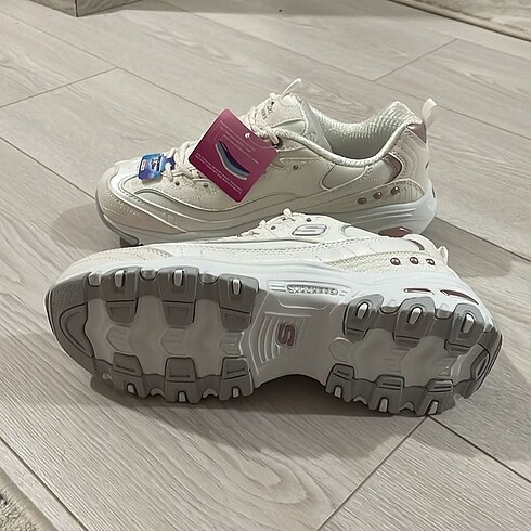 38 Beden Skechers Dlites Kadın Spor Ayakkabı