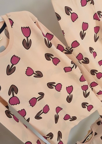 Diğer Kız Çocuk Uzun Kollu Çiçek Desenli Pijama