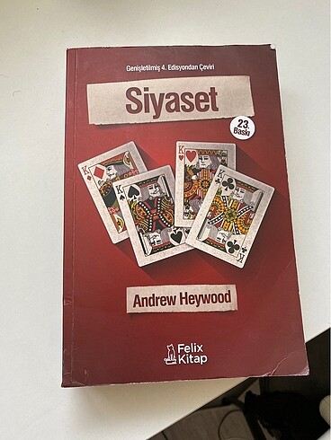 adrew heywood siyaset kitabı kamu yönetimi
