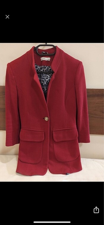 Kırmızı blazer ceket