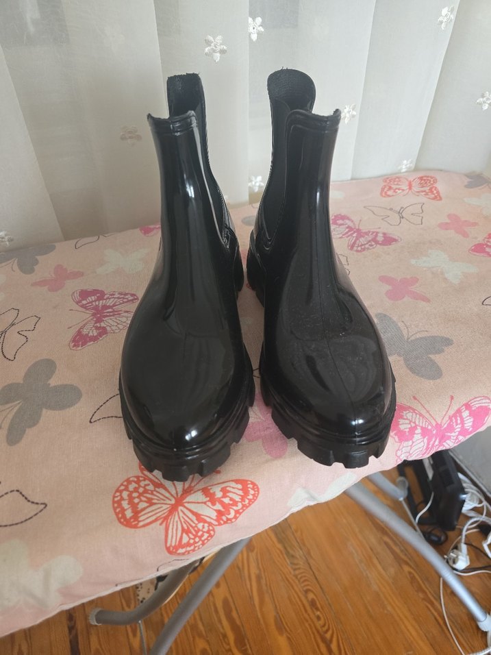 Siyah Kadın Yağmur Botu - Görsel 2