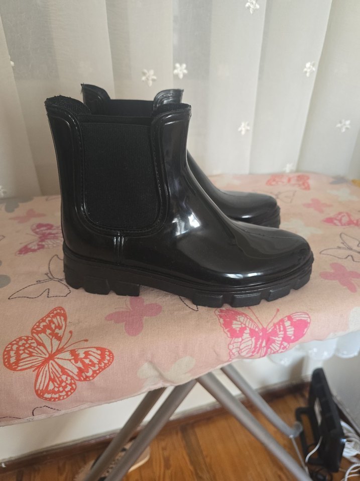 Siyah Kadın Yağmur Botu - Görsel 3