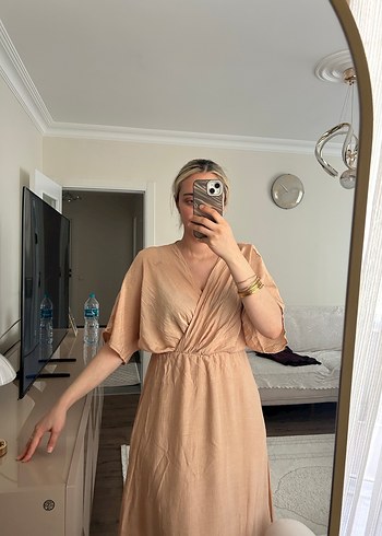 Bej V Yaka Uzun Keten Elbise - Görsel 2