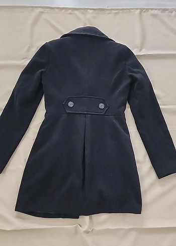 Düğmeli Siyah Kadın Kaban - Görsel 3