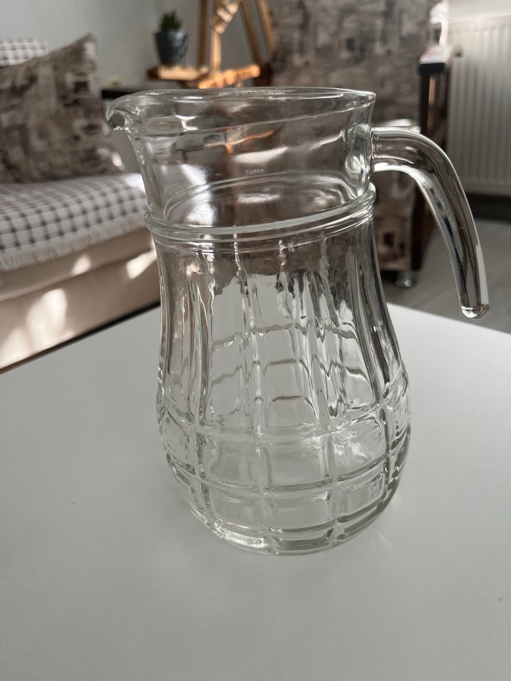 Beyaz Cam Kulplu Sürahi - Görsel 2