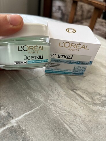 LEORAL PARİS NEMLENDİRİCİ JEL