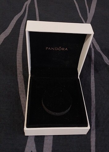 PANDORA BİLEKLİK KUTUSU 