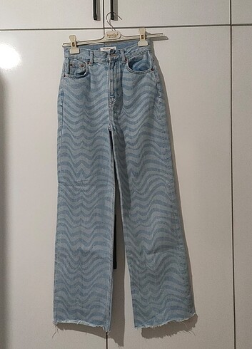 Pull and bear desenli pantolon