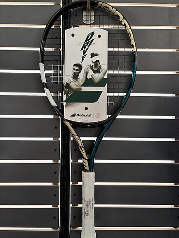 Babolat Evo Drive tenis raketi