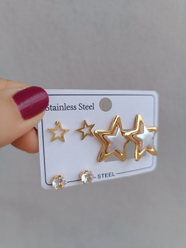 Altın Renkli Yıldız Detaylı  Küpe Seti - Görsel 3