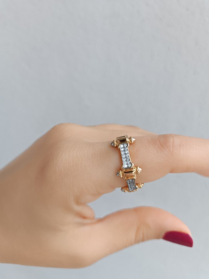 Taş islemeli Altın Renkli Kadın Yüzük - Görsel 3