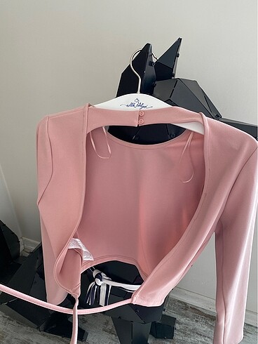 Zara Sırt dekolteli crop bluz