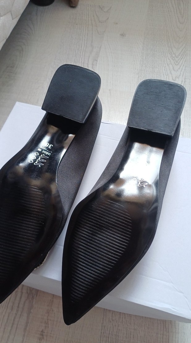 Siyah Süet Taşlı Tokalı Topuklu Kadın Ayakkabı - Görsel 5