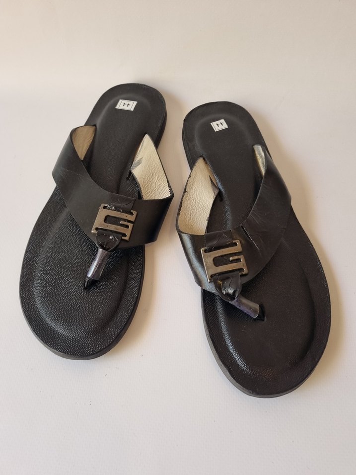 Gerçek deri parmak arası terlik - Görsel 2